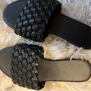 Women's Black Woven Slide Sandals